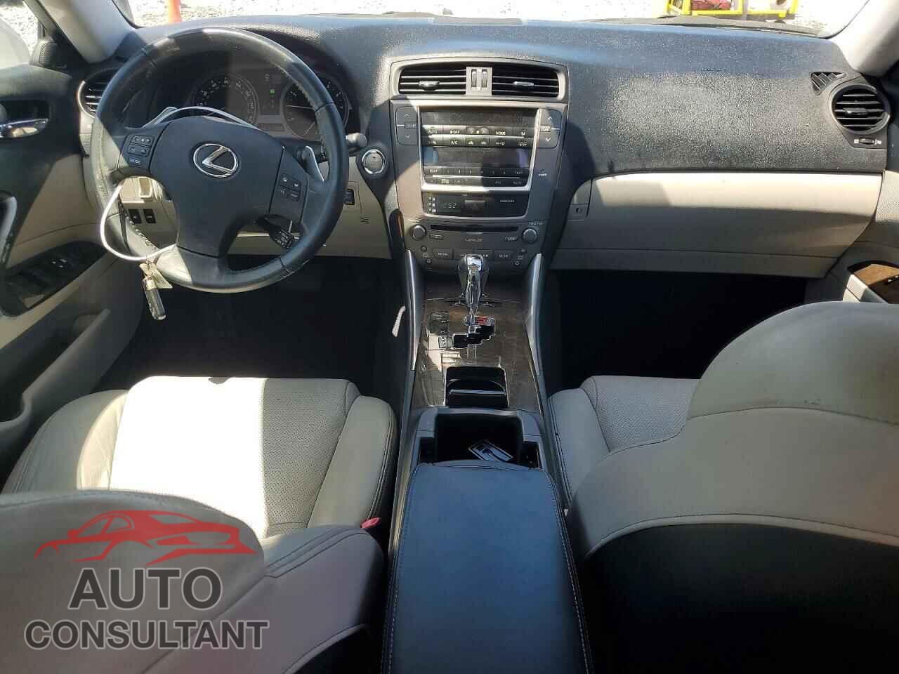 LEXUS IS 2010 - JTHBF5C28A5117958