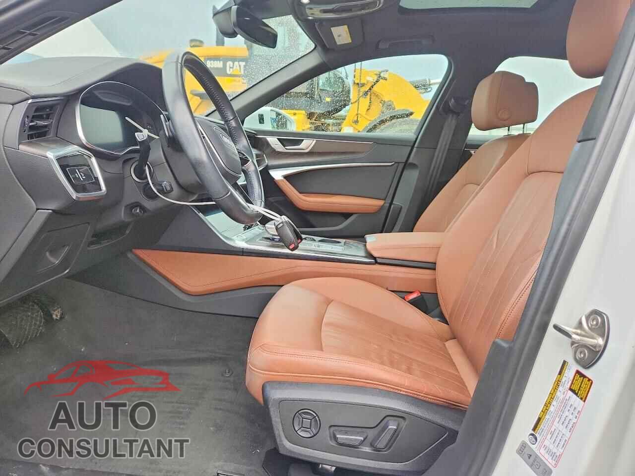 AUDI A6 2019 - WAUL2AF24KN068200