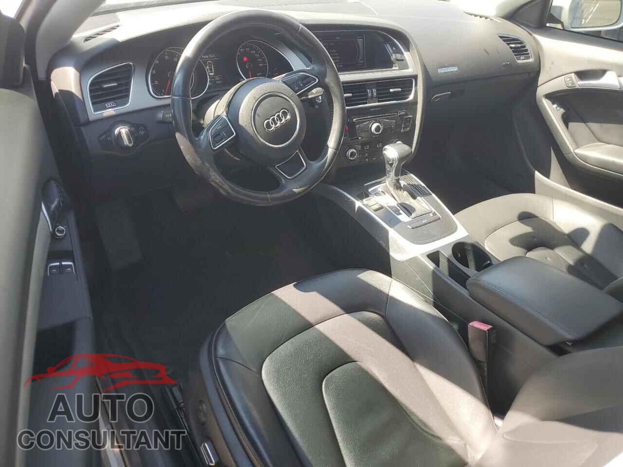 AUDI A5 2013 - WAUCFAFR0DA035142