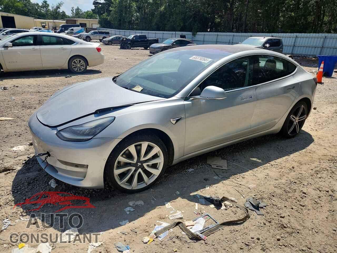 TESLA MODEL 3 2018 - 5YJ3E1EB3JF069170