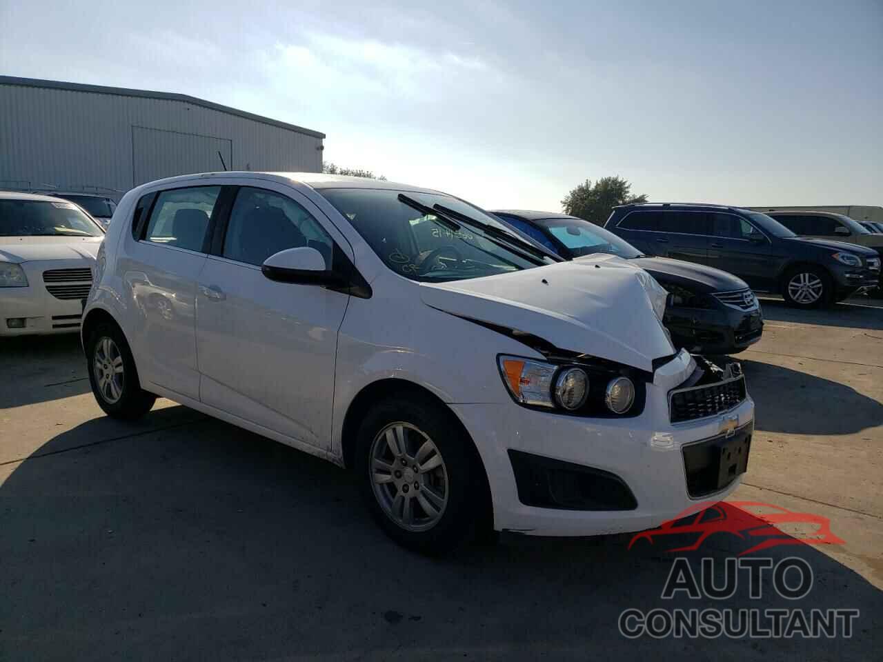 CHEVROLET SONIC 2016 - 1G1JC6SG9G4106130
