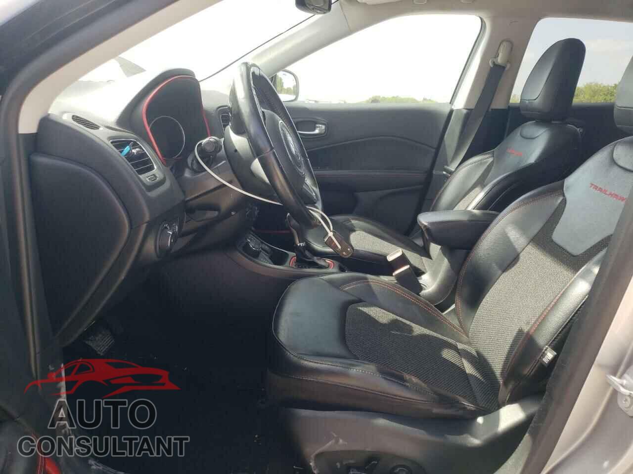 JEEP COMPASS 2020 - 3C4NJDDB4LT144132