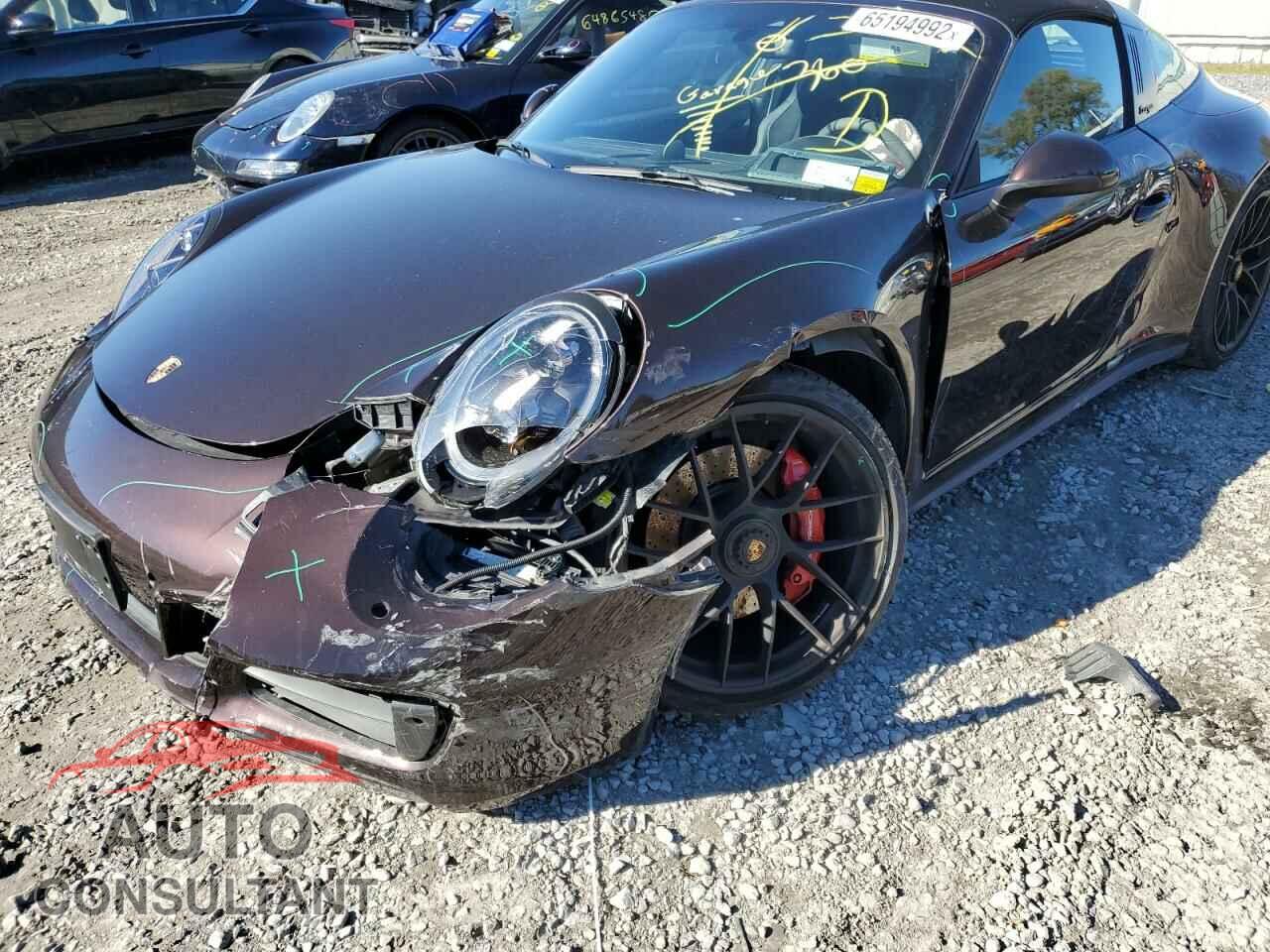PORSCHE 911 2017 - WP0BB2A91HS137055