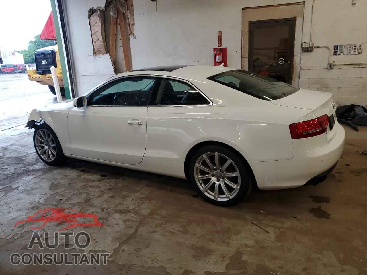 AUDI A5 2011 - WAULFAFR1BA078143