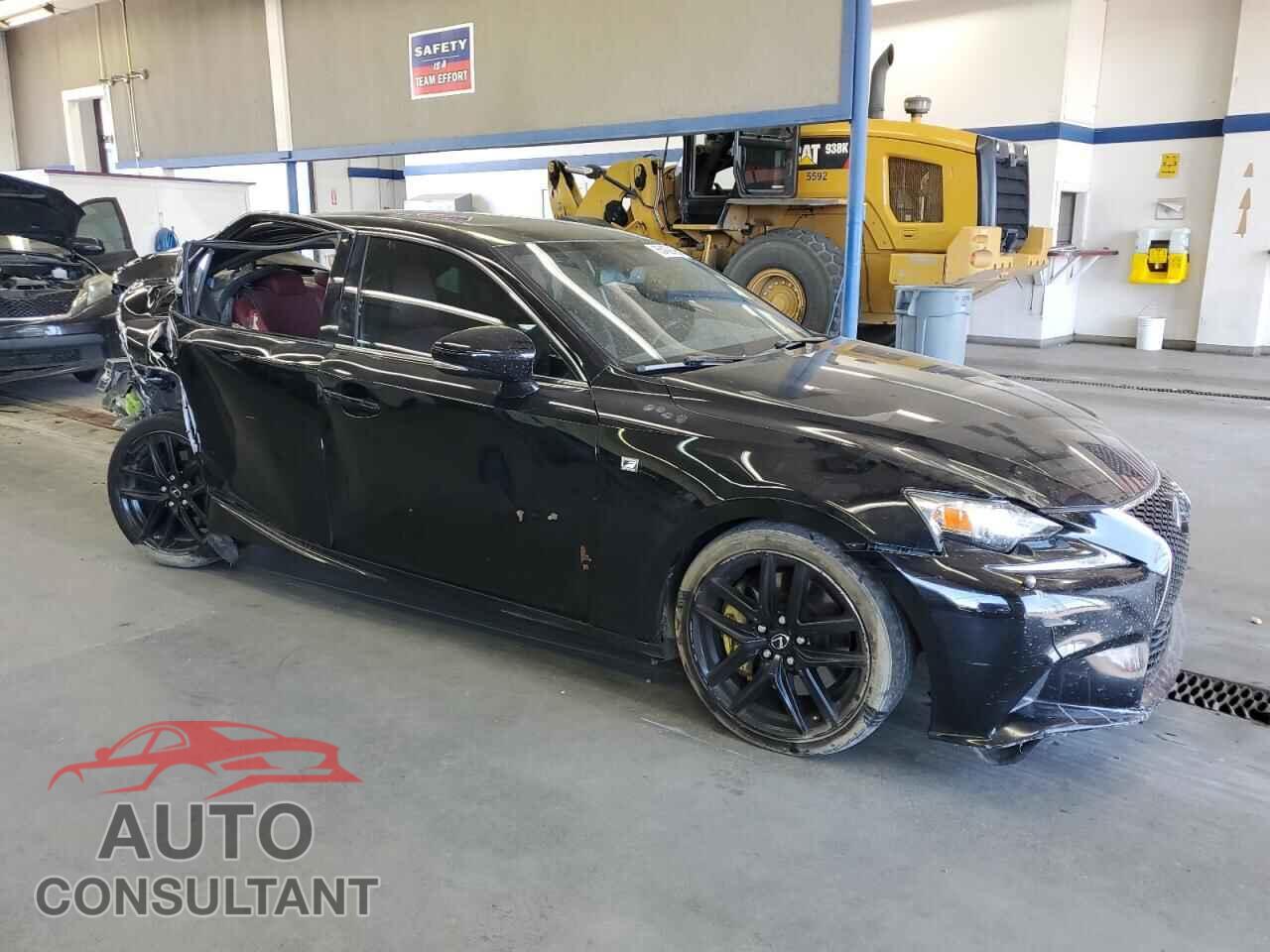 LEXUS IS 2015 - JTHCE1D22F5008207