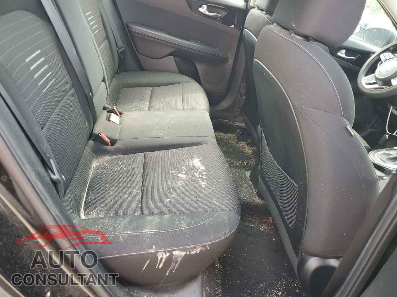 KIA FORTE 2019 - 3KPF34AD0KE017725