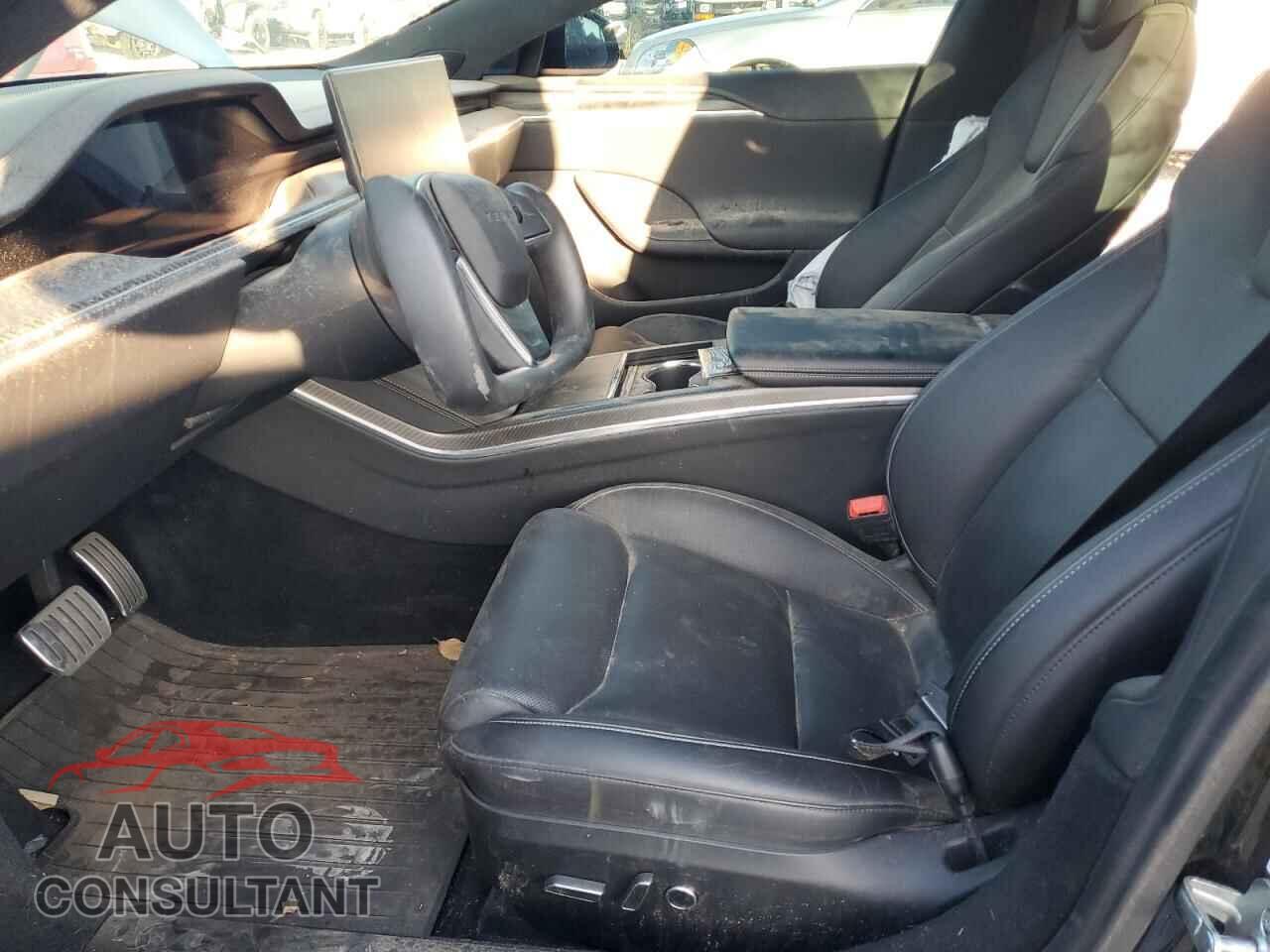 TESLA MODEL S 2021 - 5YJSA1E68MF441519