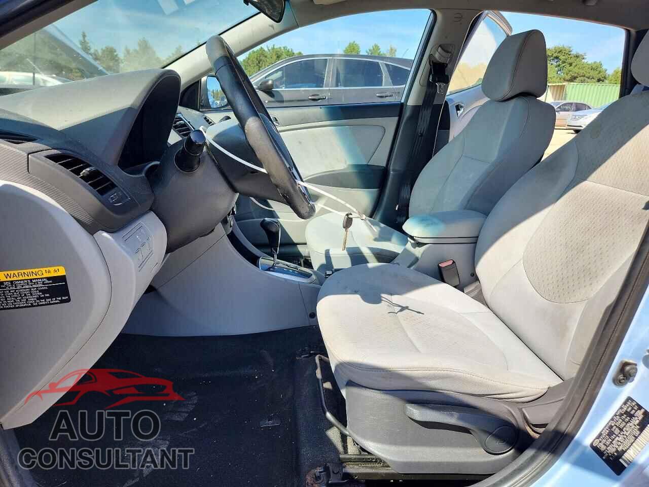 HYUNDAI ACCENT 2013 - KMHCU5AEXDU102974