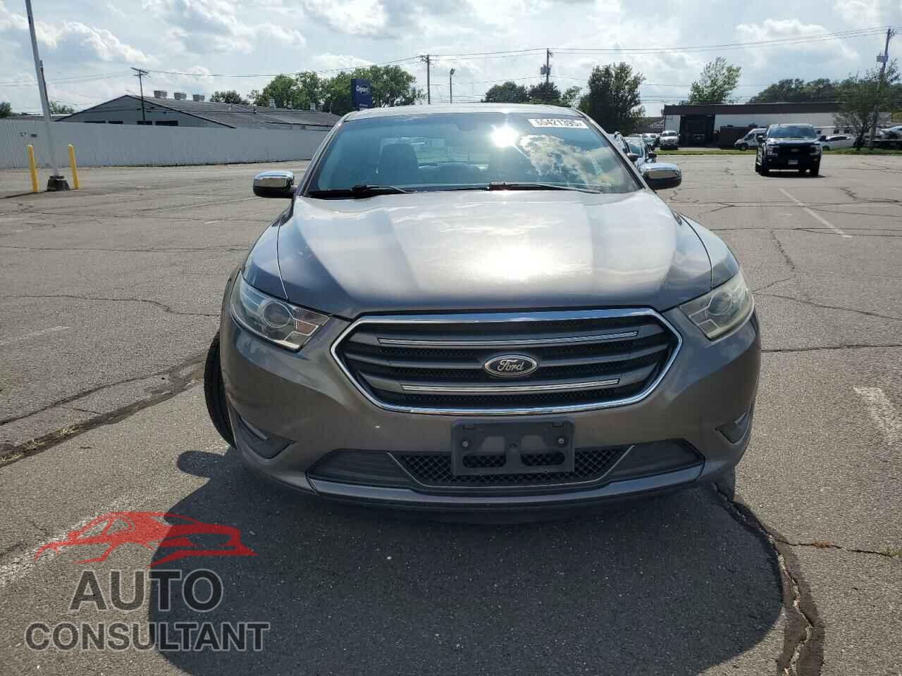 FORD TAURUS 2013 - 1FAHP2F82DG225658