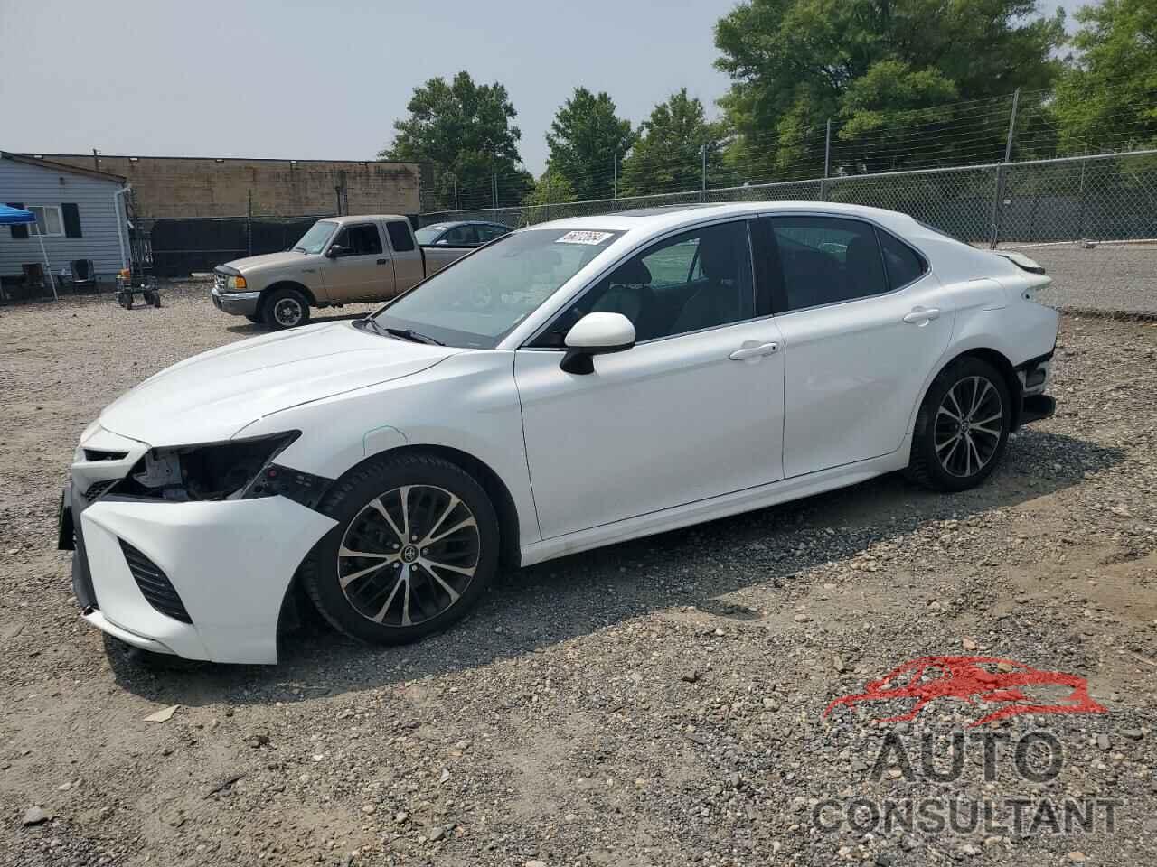 TOYOTA CAMRY 2018 - 4T1B11HK0JU600279