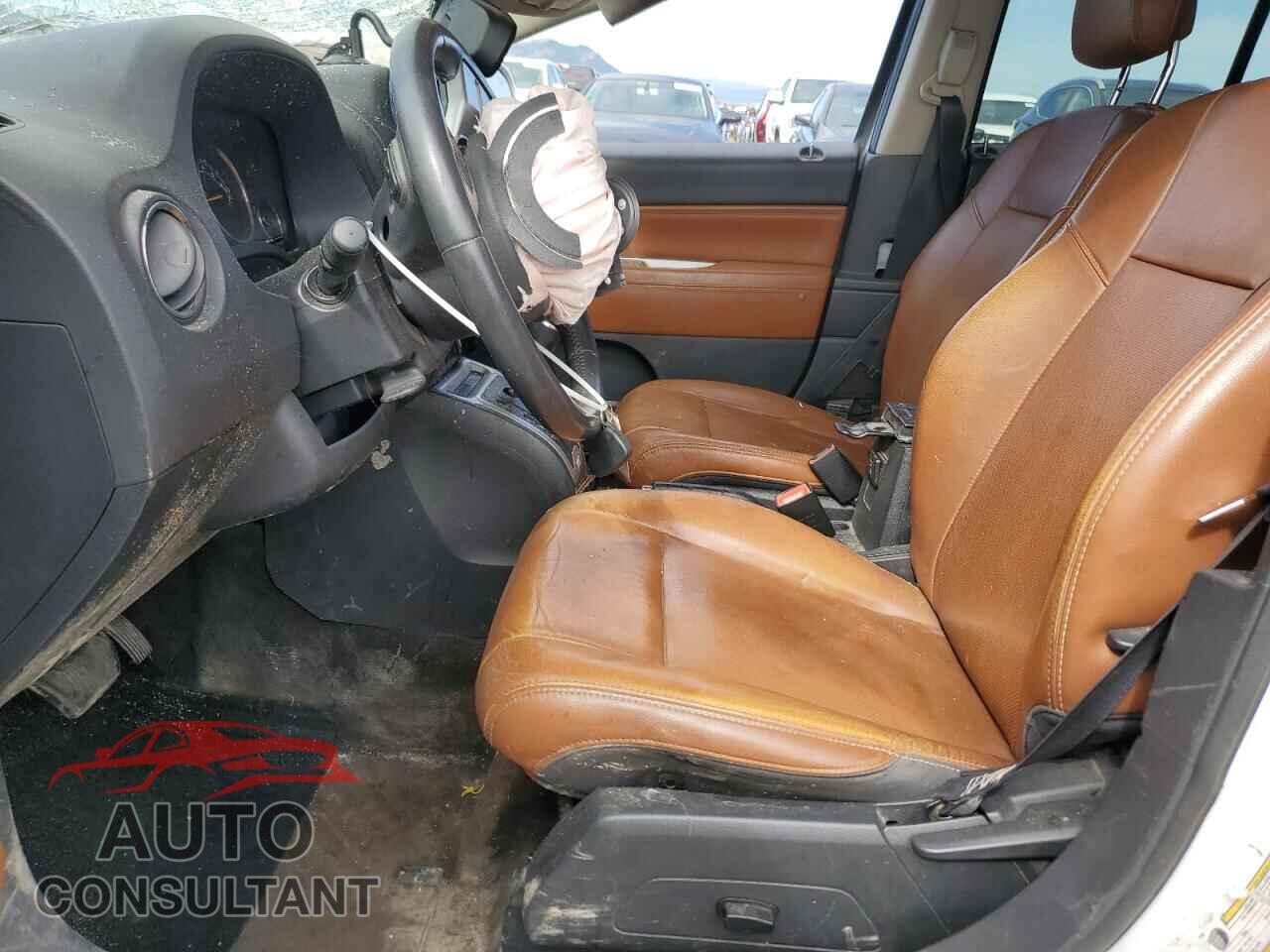 JEEP COMPASS 2014 - 1C4NJDCB4ED683635