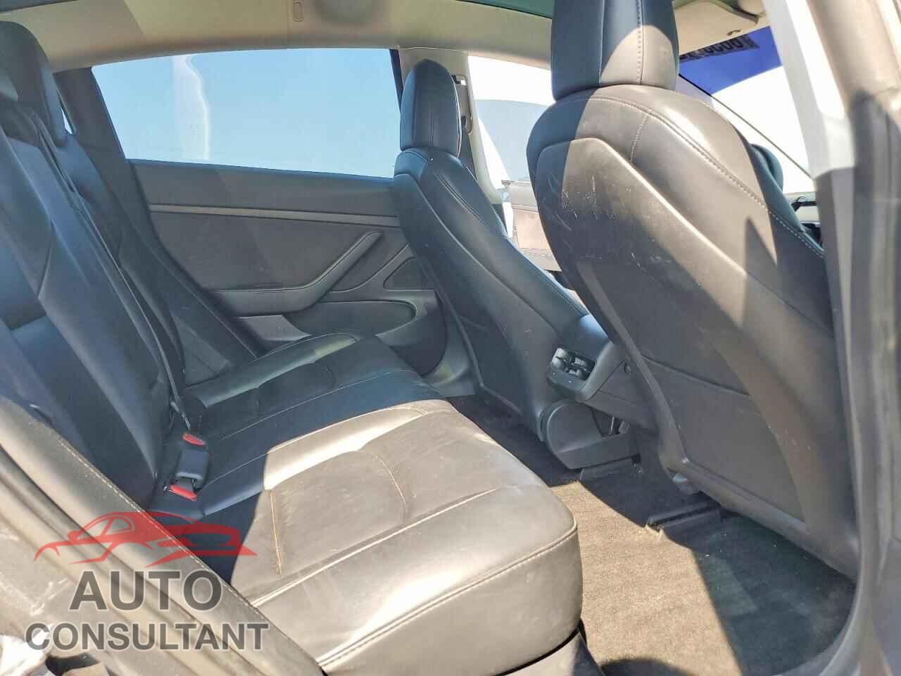 TESLA MODEL 3 2020 - 5YJ3E1EA8LF799165