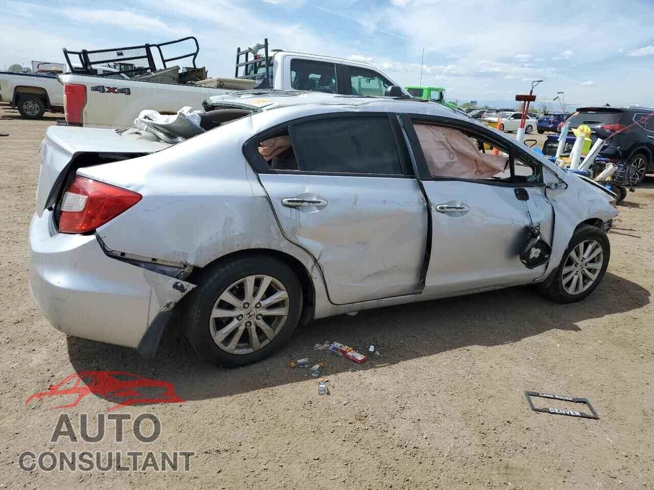 HONDA CIVIC 2012 - 2HGFB2F80CH536106