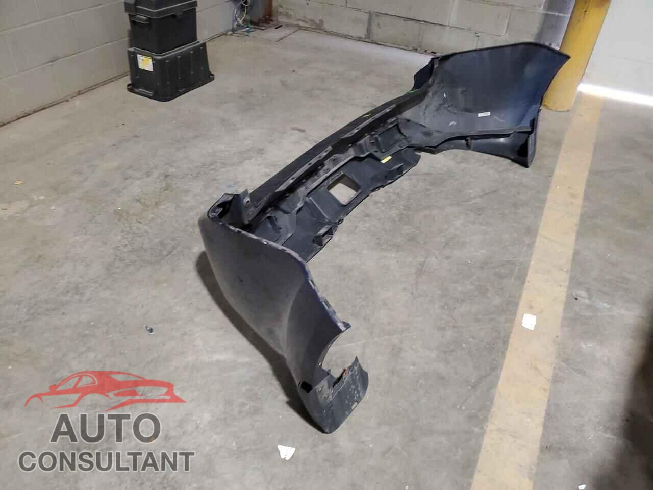 HONDA PILOT 2013 - 5FNYF4H5XDB009336