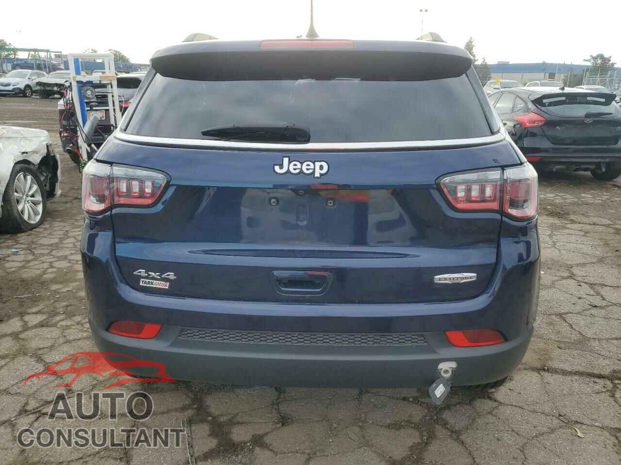 JEEP COMPASS 2018 - 3C4NJDBB4JT433902