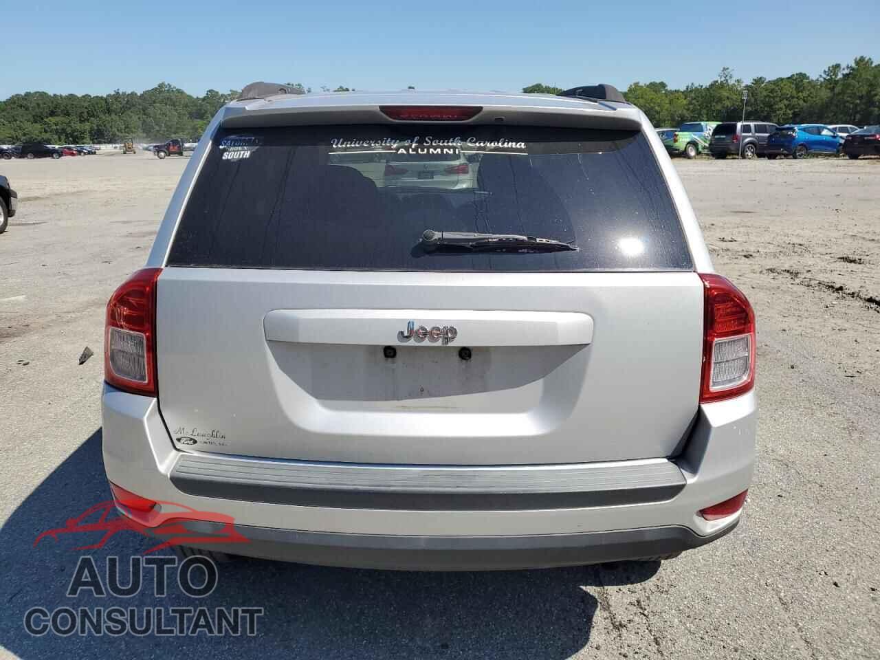 JEEP COMPASS 2011 - 1J4NT1FA5BD272004