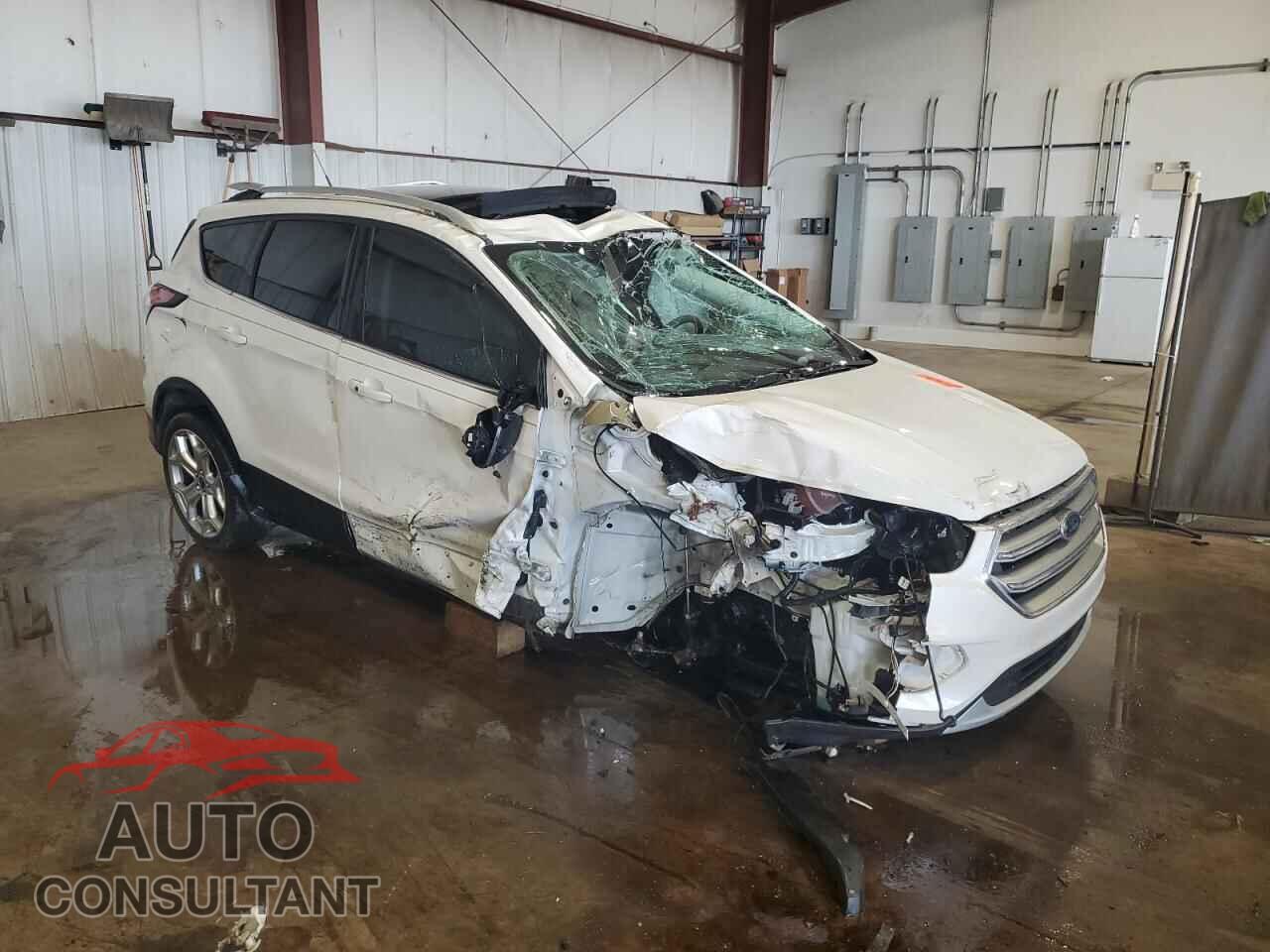 FORD ESCAPE 2017 - 1FMCU9J92HUB34933