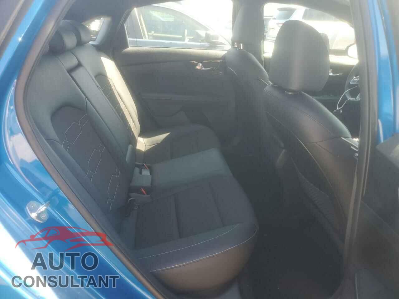 KIA FORTE 2023 - 3KPF54AD9PE562954