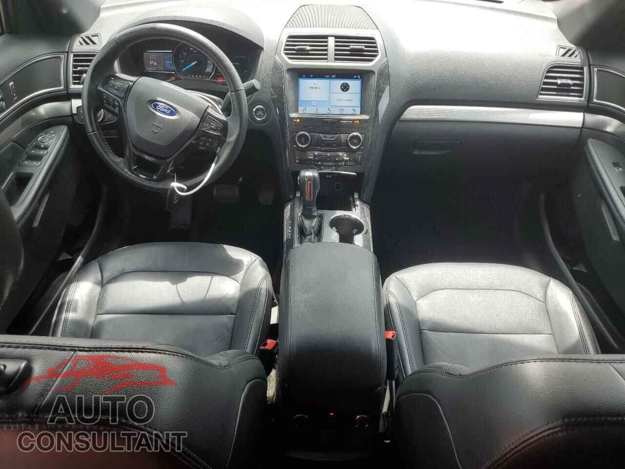 FORD EXPLORER 2018 - 1FM5K8D8XJGB81594