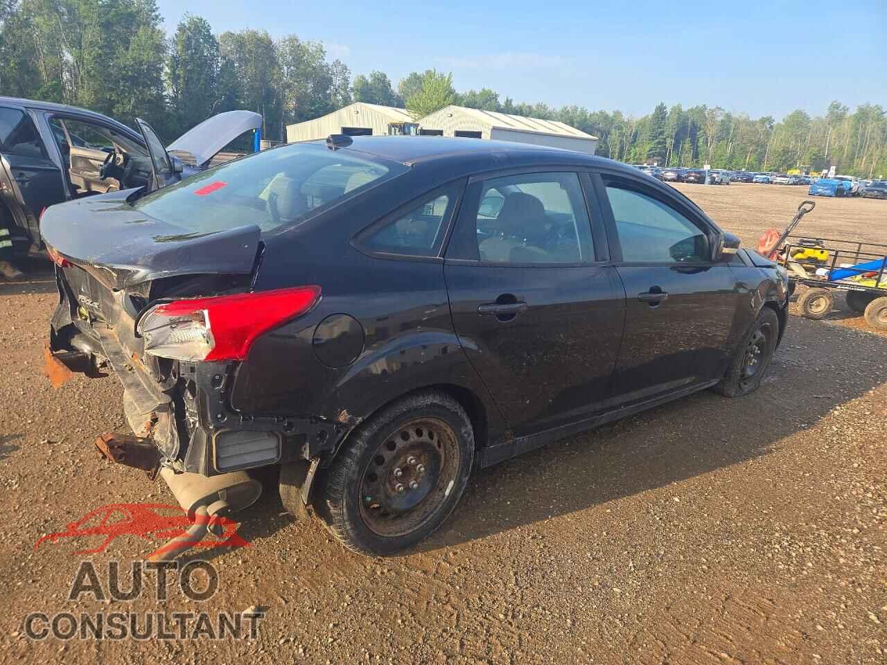 FORD FOCUS 2015 - 1FADP3F29FL303170