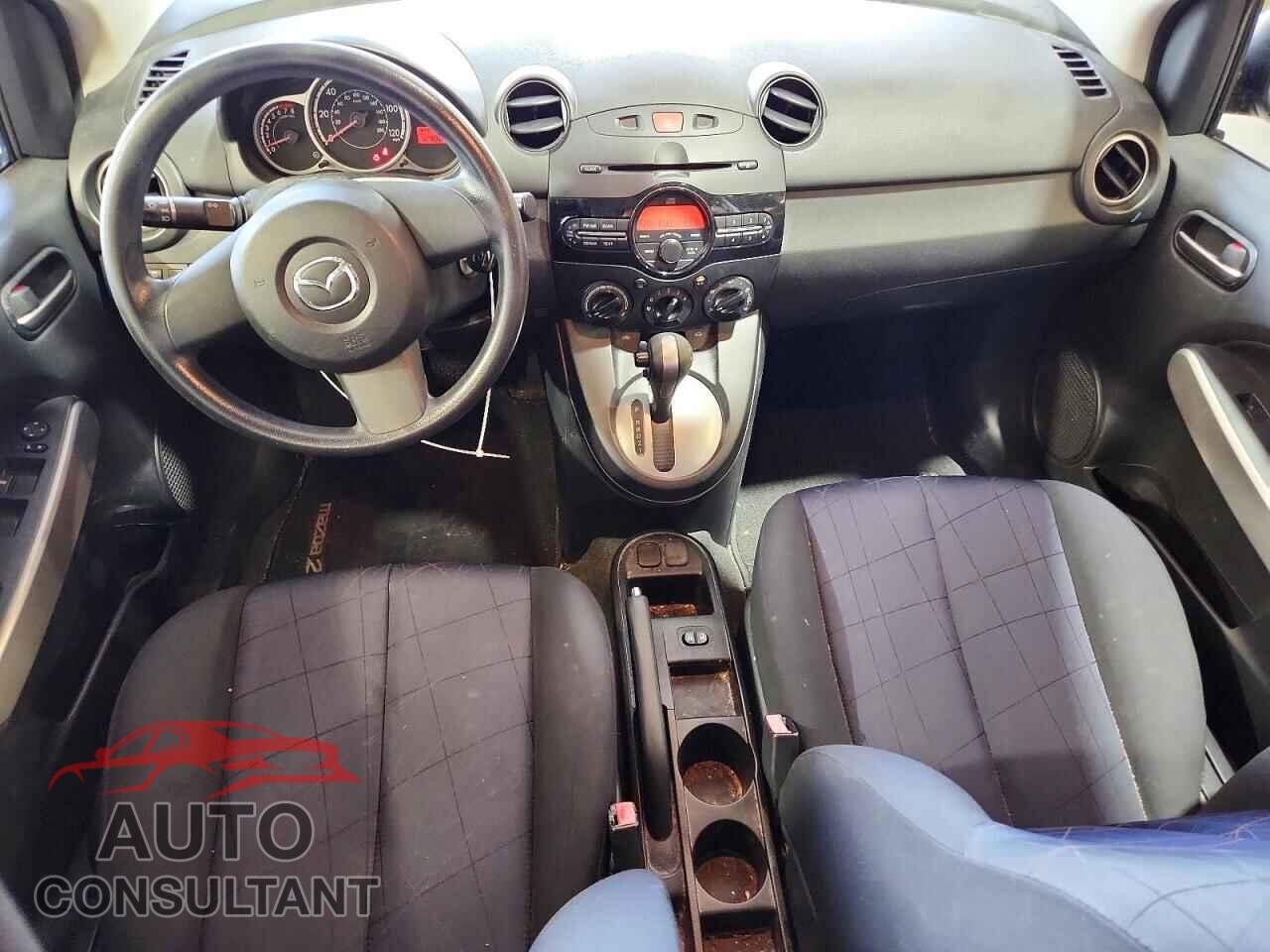 MAZDA 2 2011 - JM1DE1HZ3B0129347