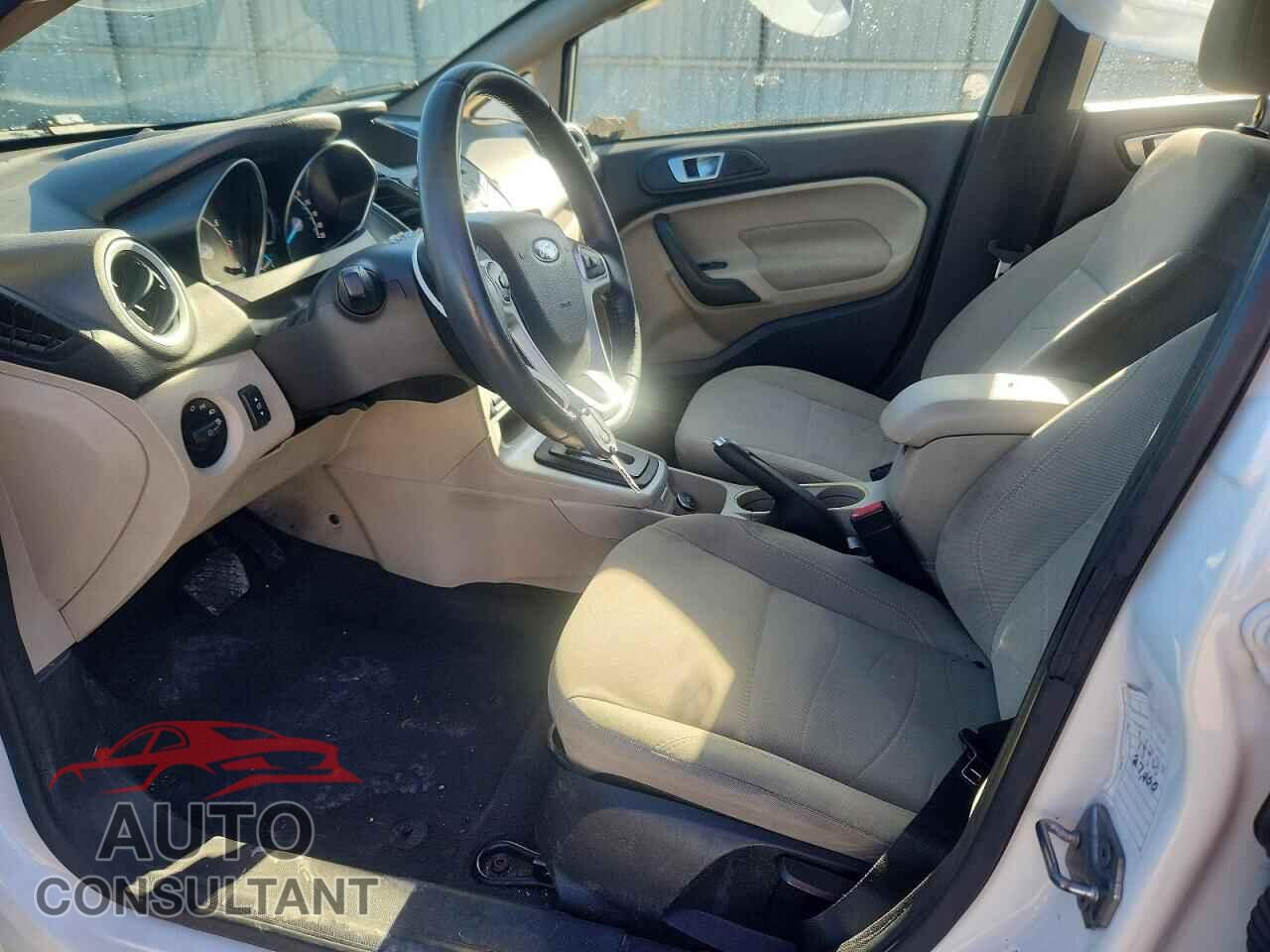 FORD FIESTA 2016 - 3FADP4EJ3GM114870