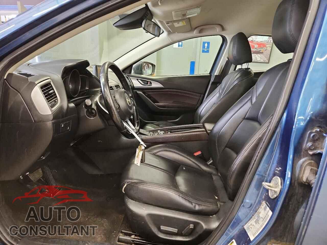 MAZDA 3 2017 - 3MZBN1V72HM121656