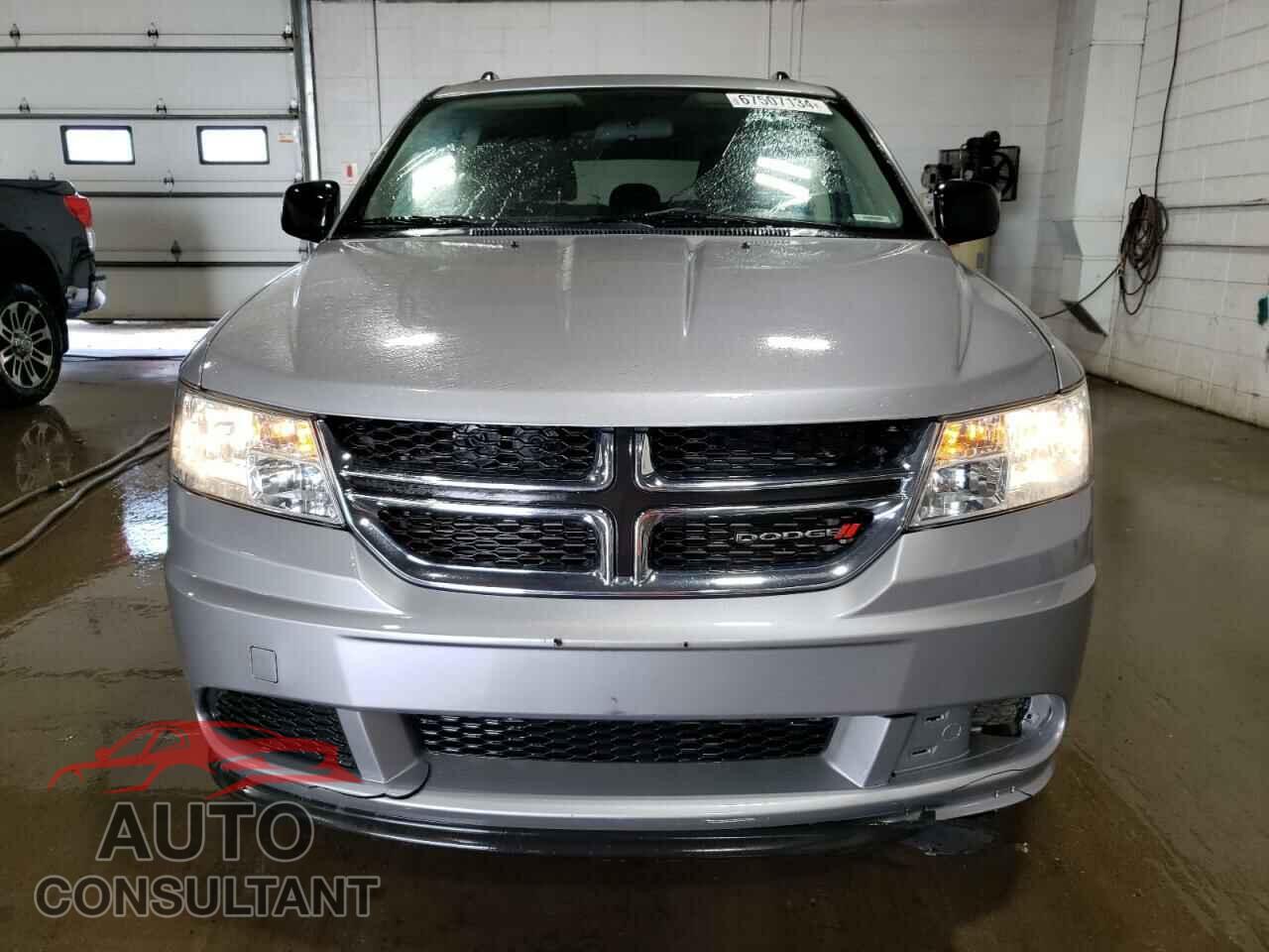 DODGE JOURNEY 2017 - 3C4PDCAB8HT599359