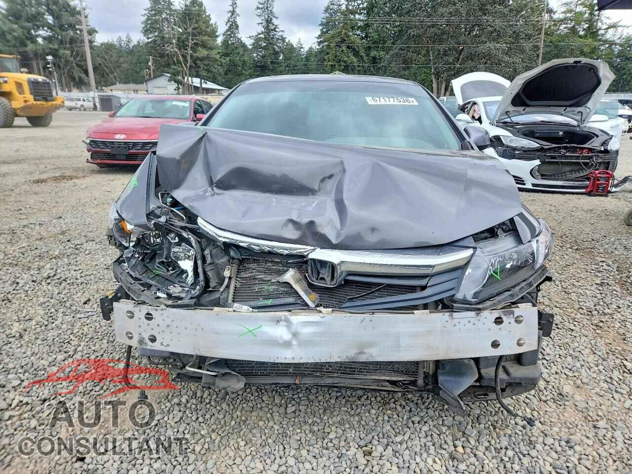 HONDA CIVIC 2012 - 2HGFB2F93CH590864