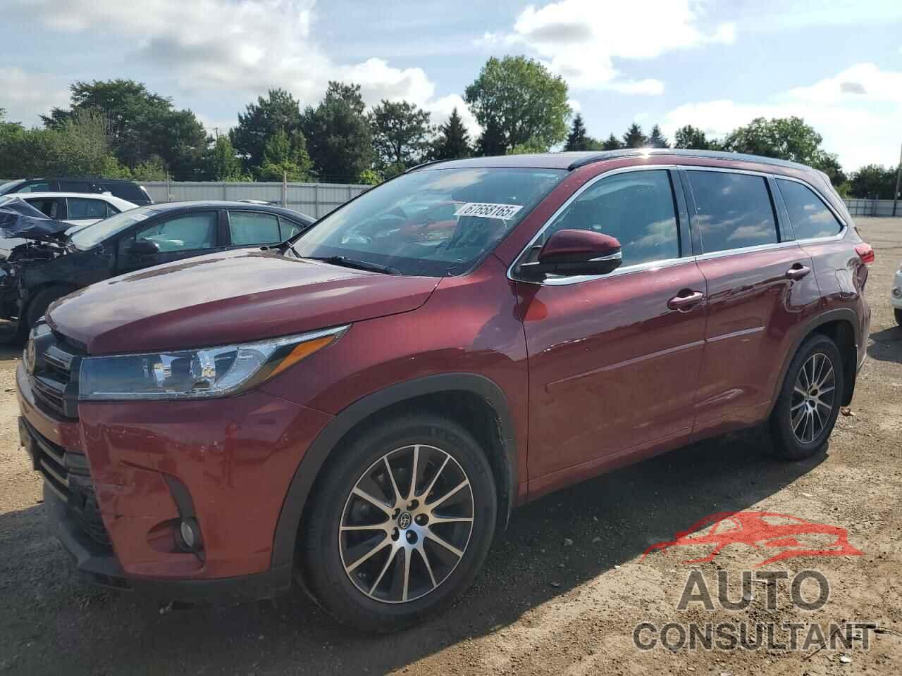 TOYOTA HIGHLANDER 2018 - 5TDJZRFH5JS867324