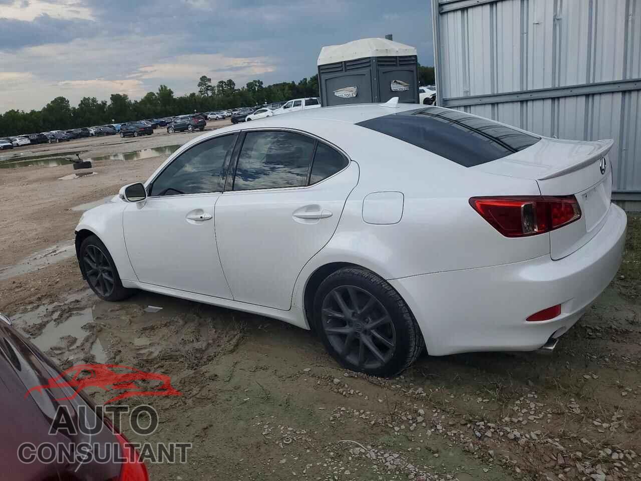 LEXUS IS 2012 - JTHCF5C21C5059506