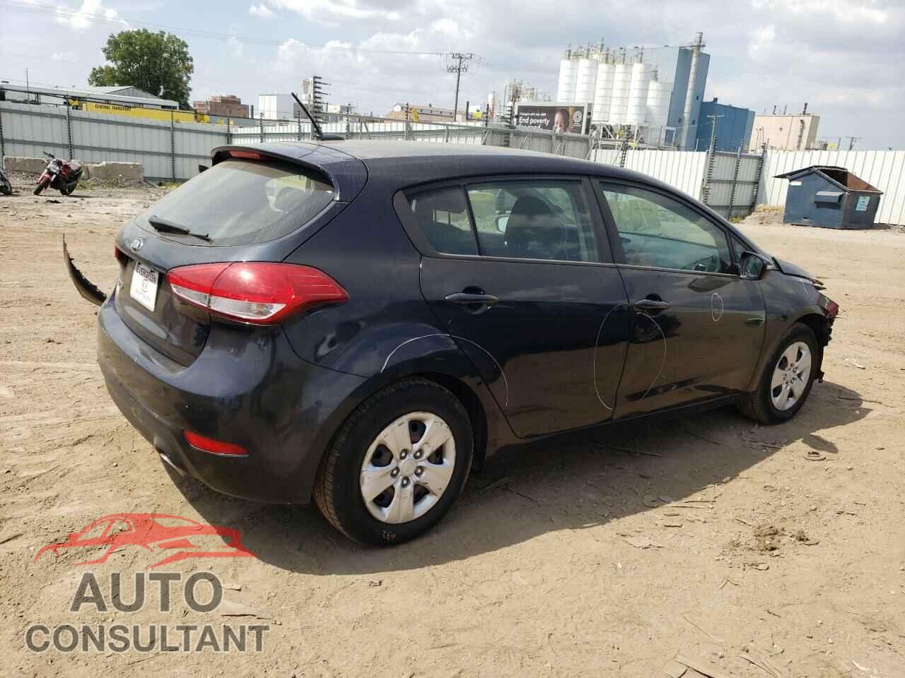KIA FORTE 2017 - KNAFK5A86H5705984