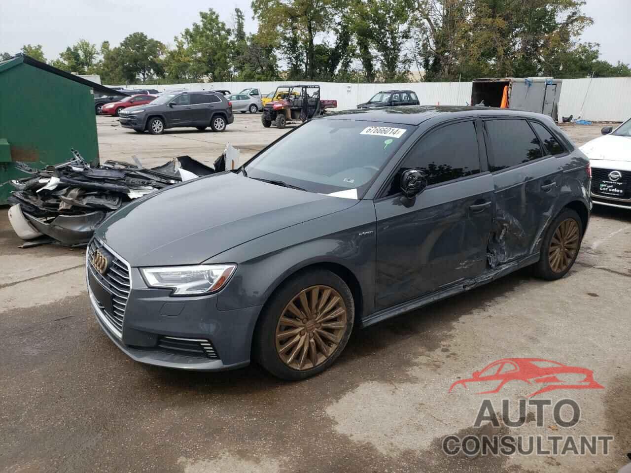 AUDI A3 2017 - WAUUPBFF1HA043026