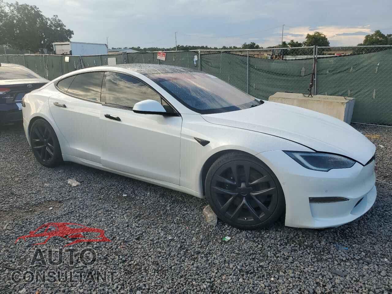 TESLA MODEL S 2022 - 5YJSA1E64NF477306