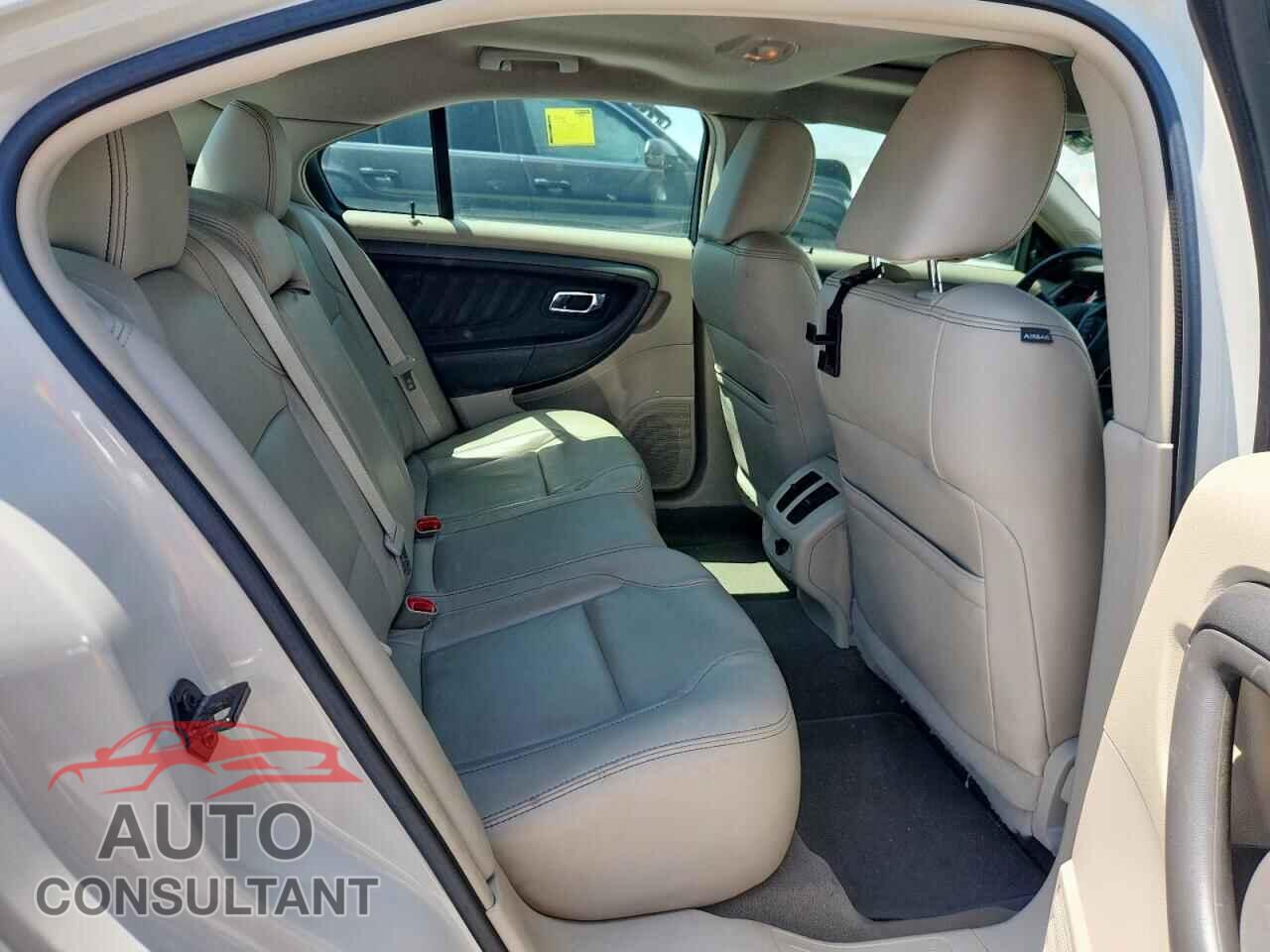 FORD TAURUS 2010 - 1FAHP2EW5AG160445