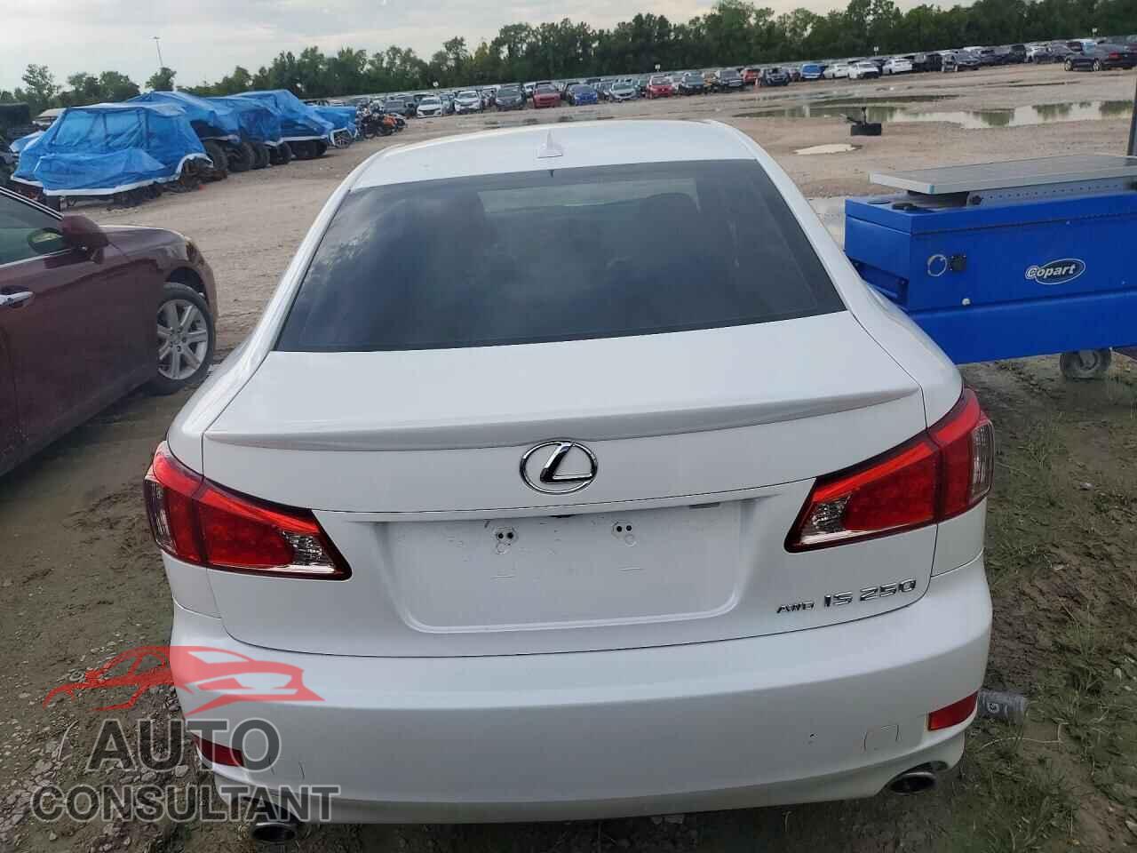 LEXUS IS 2012 - JTHCF5C21C5059506