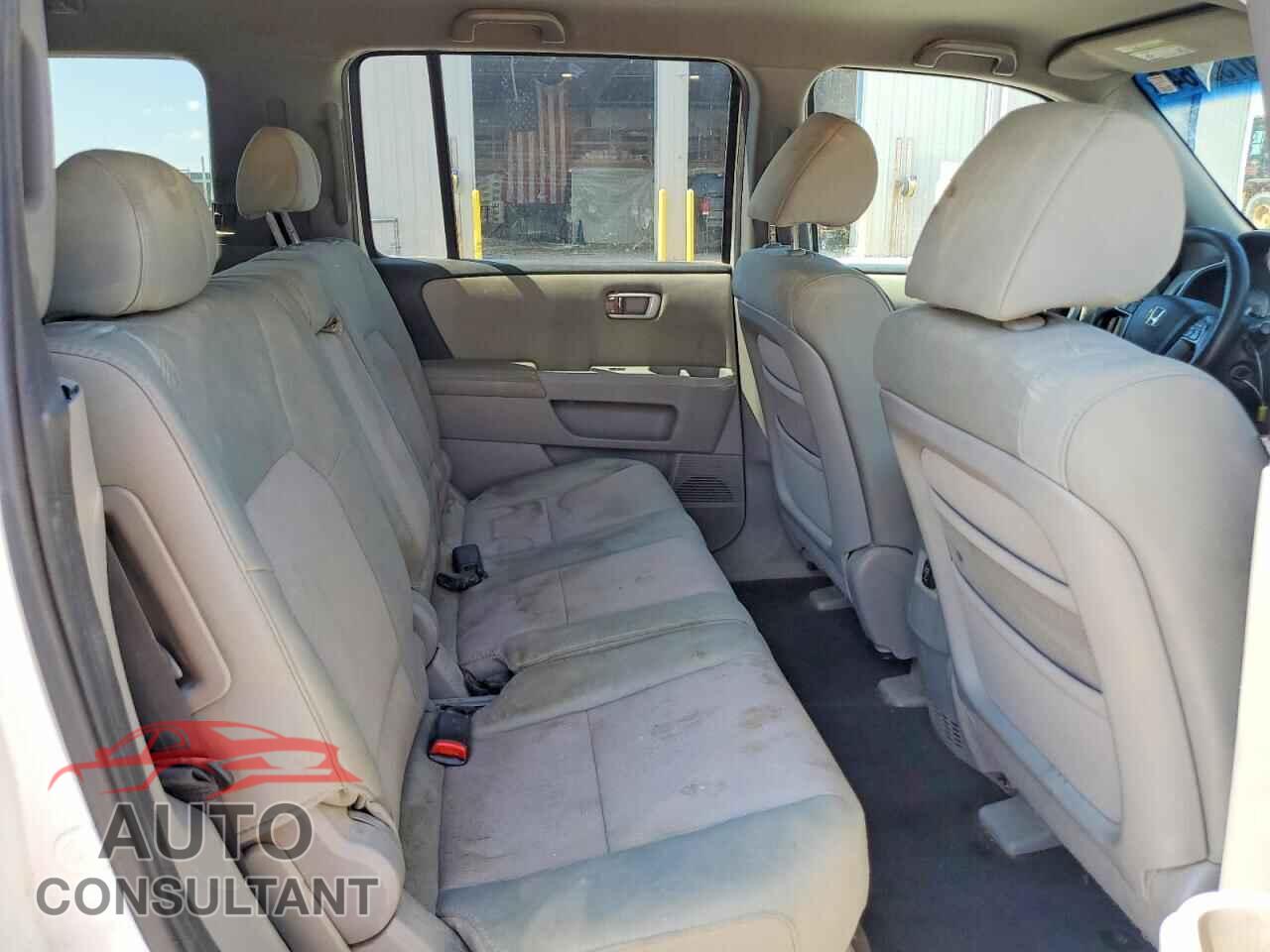 HONDA PILOT 2011 - 5FNYF3H46BB021482