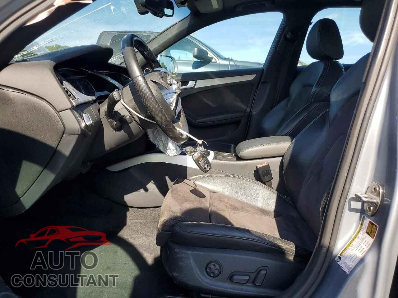 AUDI A4 2011 - WAUMFAFL2BN007655