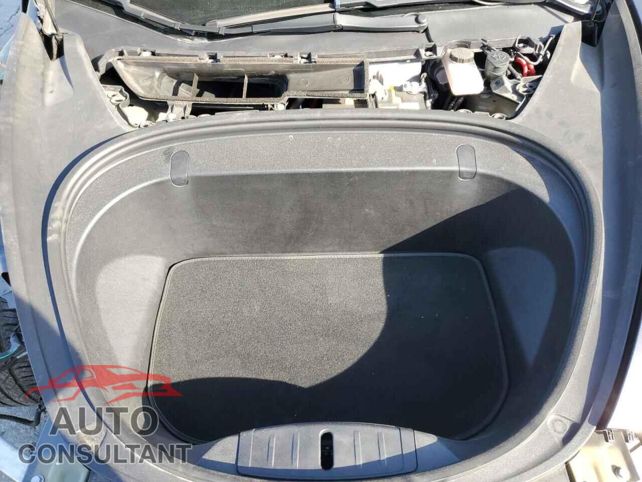 TESLA MODEL 3 2019 - 5YJ3E1EA7KF301746