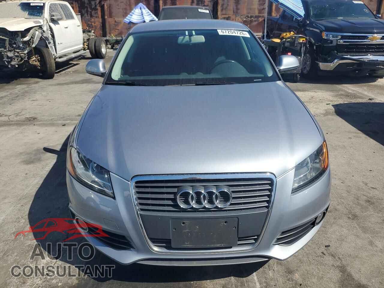 AUDI A3 2010 - WAUBEBFM4AA115936