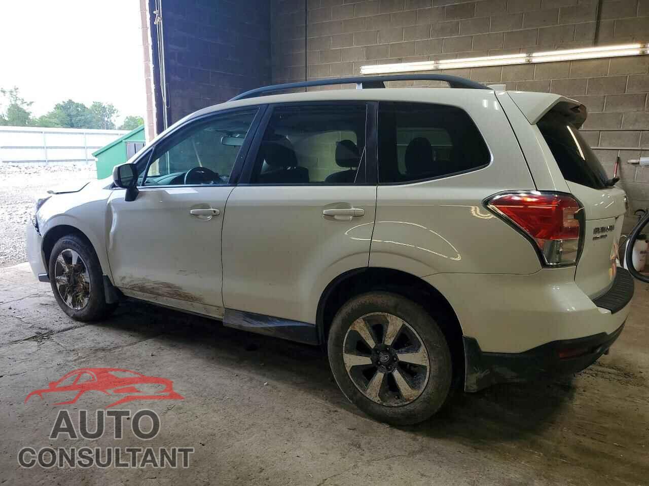 SUBARU FORESTER 2018 - JF2SJAEC5JH532816