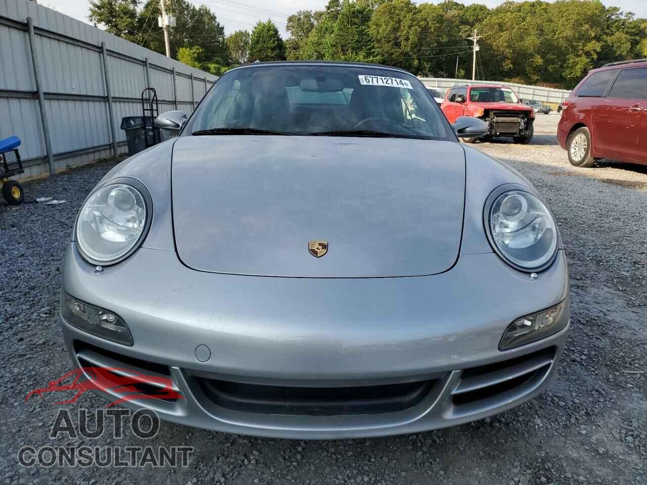 PORSCHE 911 2006 - WP0CA29926S757017