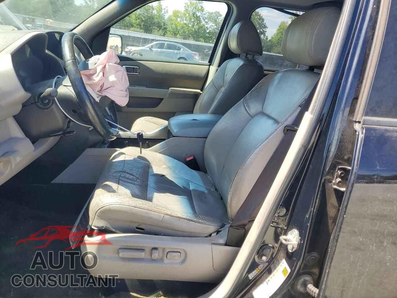 HONDA PILOT 2012 - 5FNYF3H65CB005048