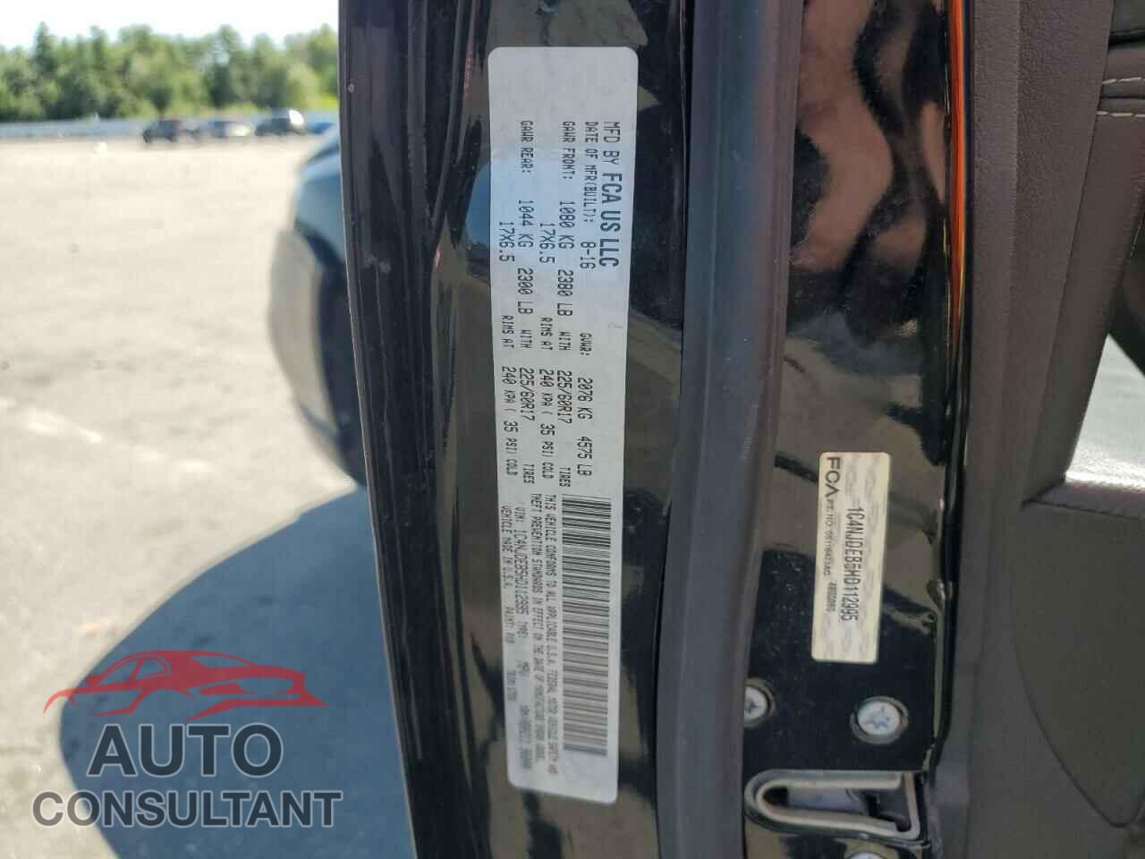 JEEP COMPASS 2017 - 1C4NJDEB5HD112995