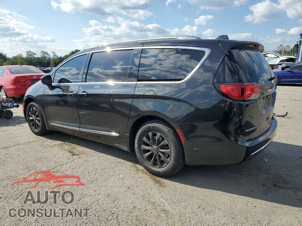CHRYSLER PACIFICA 2018 - 2C4RC1BG4JR340449