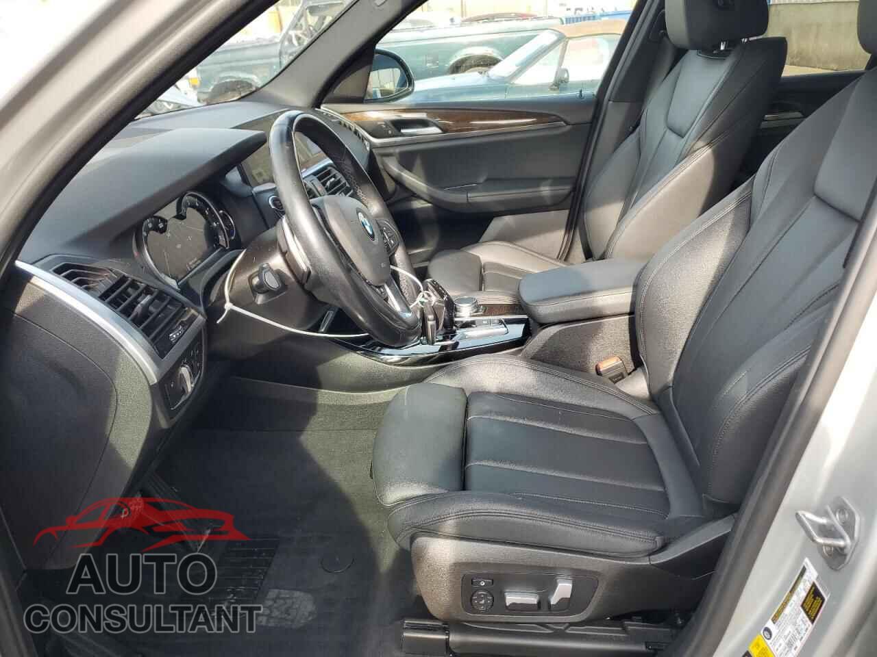 BMW X3 2018 - 5UXTR9C58JLD69964