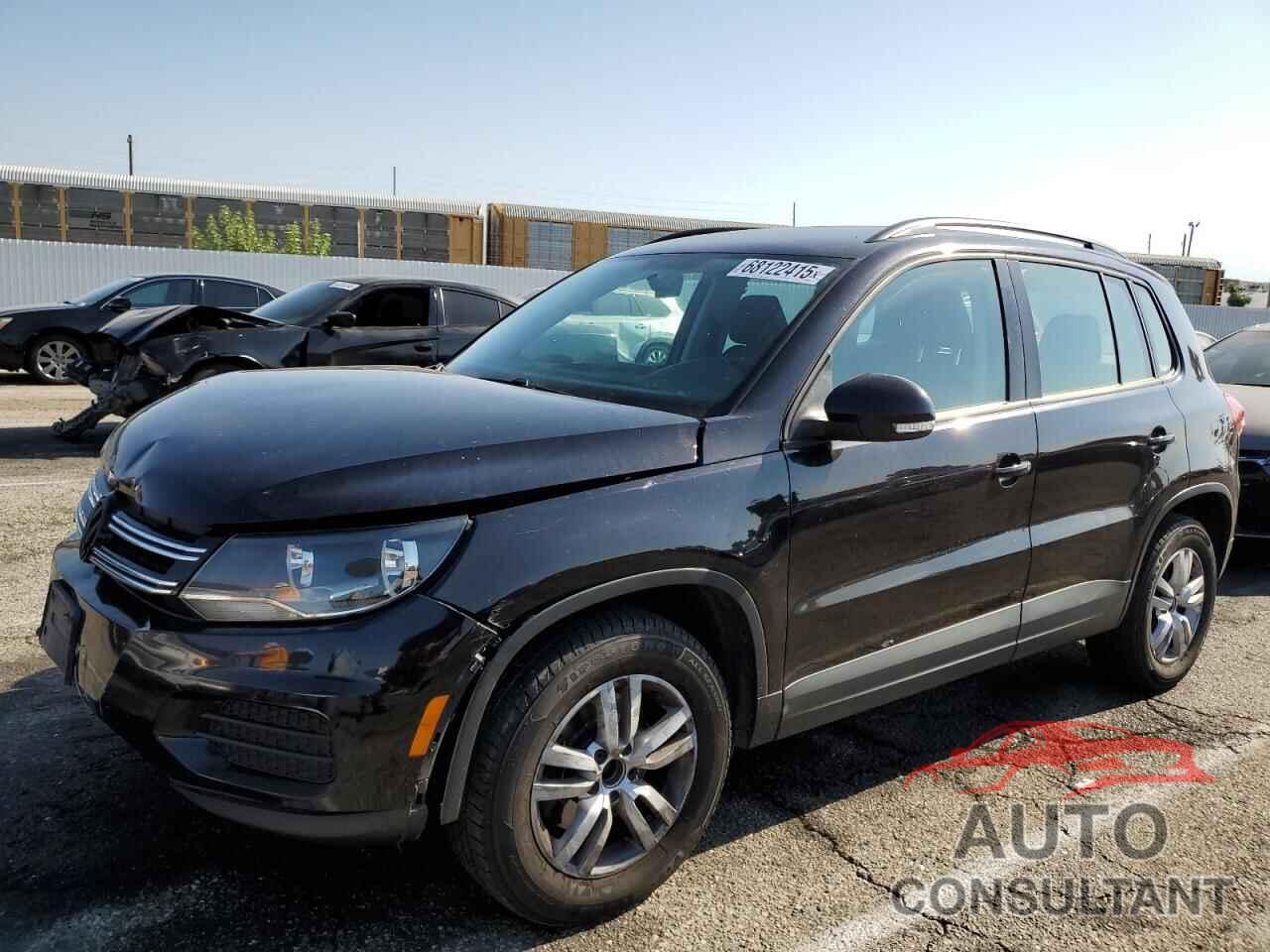 VOLKSWAGEN TIGUAN 2015 - WVGBV7AX2FW588726
