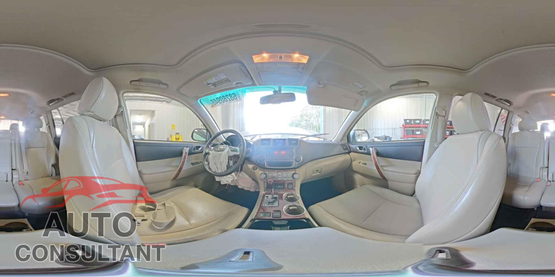 TOYOTA HIGHLANDER 2013 - 5TDDK3EH8DS246633