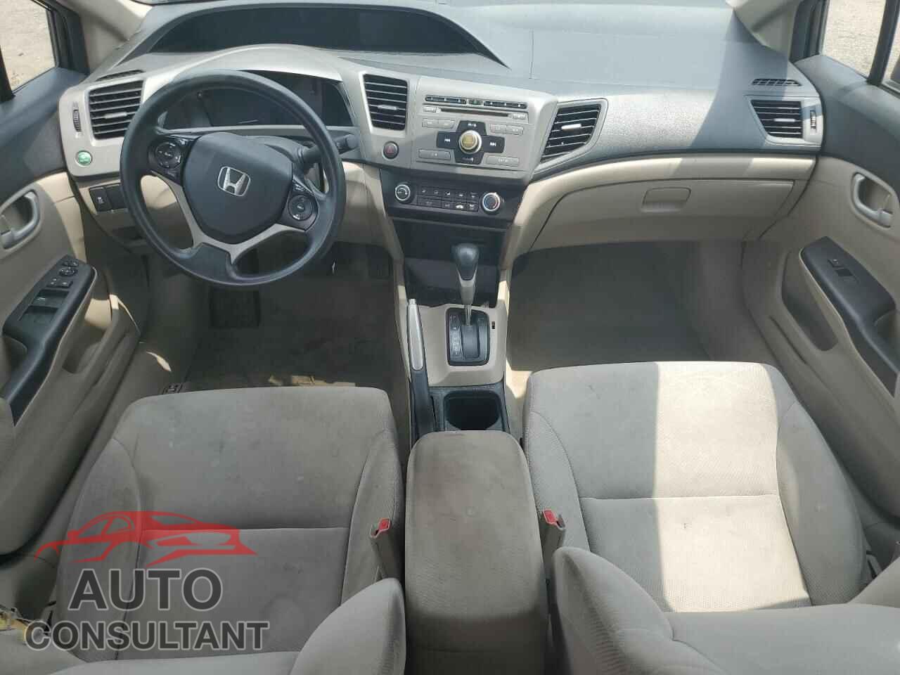 HONDA CIVIC 2012 - 2HGFB2F55CH503446