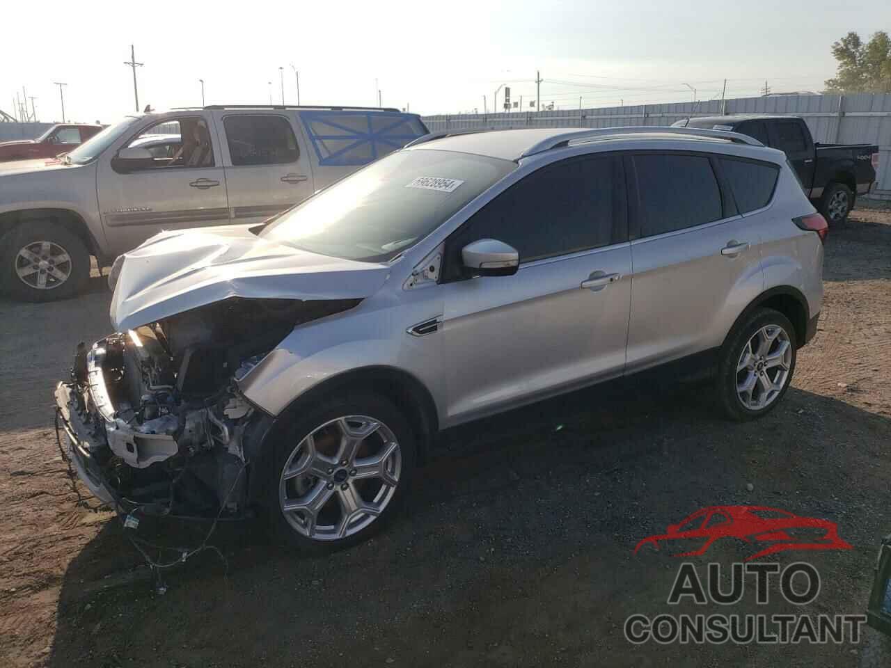 FORD ESCAPE 2019 - 1FMCU9J95KUB38496
